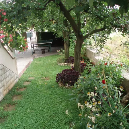 House Milan Ap2 *